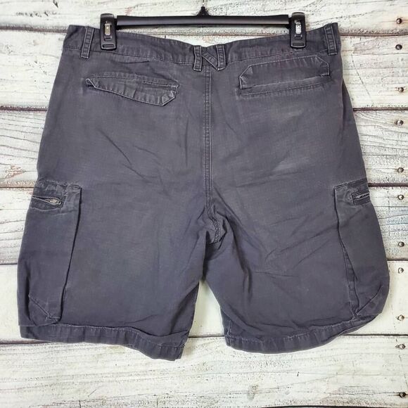 Nike Cargo Shorts Men’s Size 36 Gray Outdoor Utility Pockets Embroidered Swoosh - Picture 3 of 5